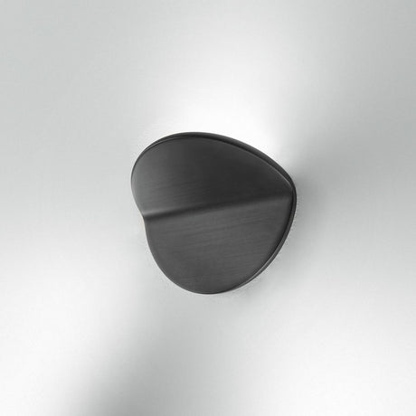 PLUG applique